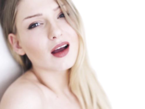 In The Mirror - Lucy Heart